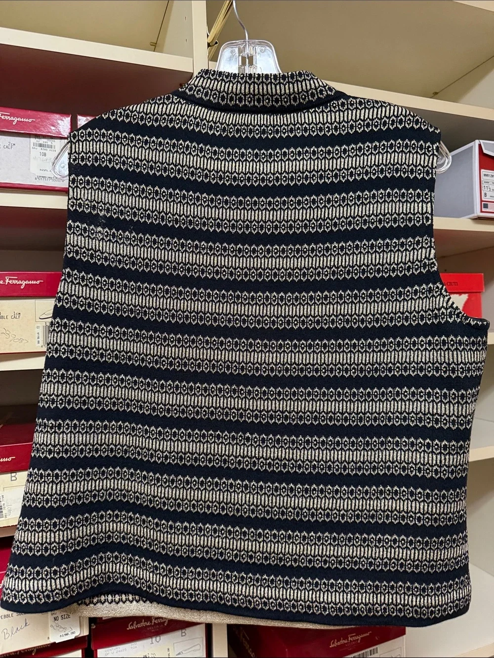St. John Black and gold Knit Sleeveless shell